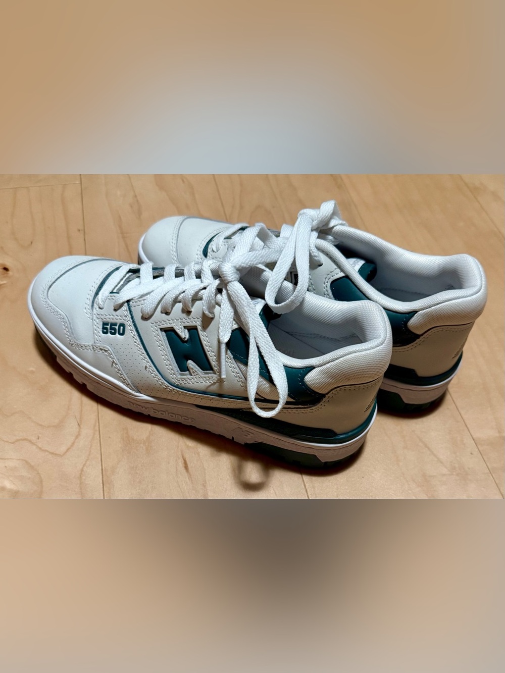 New Balance 550 Reflection New Spruce White Green Sneakers Women’s US 7.5